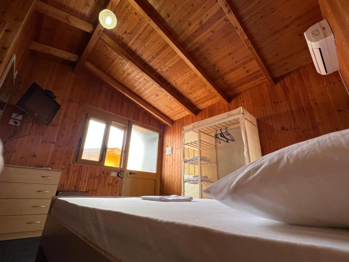 Miqt Beach - Bungalows Orikum Eksteriør bilde